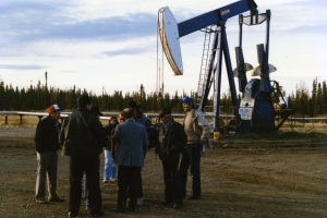 Reporters with Chief Bernard Ominayak at non-working pump jack. I'm the tall, good-looking dude on the right.